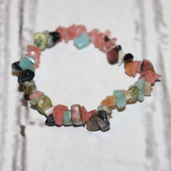 Beautiful natural stone beaded bracelet NWOT 7" - Picture 1 of 5